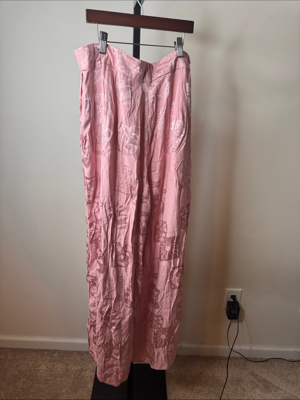 Free People Pink Wide-Leg Pants with Subtle Floral Print - Picture 5 of 6